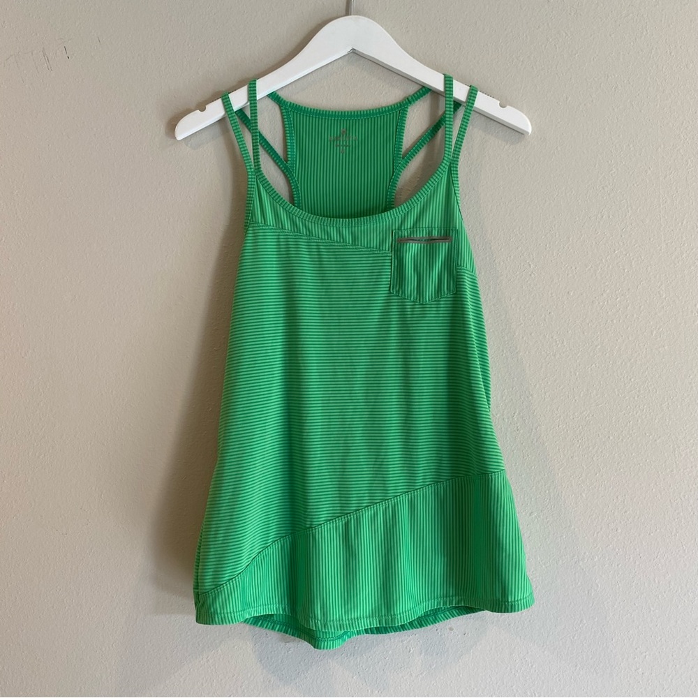 Athleta Running Tank Top Speedsetter Size Medium Green Striped Racerback Active